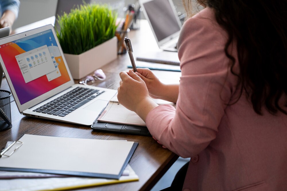 Estratégias Eficazes de Follow Up em Vendas: Aumentando Resultados Sem Ser Invasivo Estratégias Eficazes de Follow Up em Vendas: Aumentando Resultados Sem Ser Invasivo