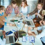 Estratygias para uma Cadyncia de Prospecyyo Eficiente em Vendas B2B - Estratégias para uma Cadência de Prospecção Eficiente em Vendas B2B