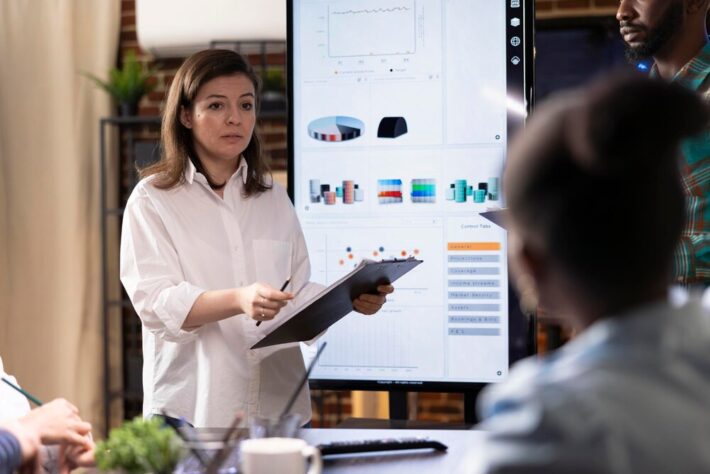 Estratégias Eficazes para Qualificação de Leads e Aumento da Taxa de Conversão em Vendas Estratygias Eficazes para Qualificayyo de Leads e Aumento da Taxa de Conversyo em Vendas - Estratégias Eficazes para Qualificação de Leads e Aumento da Taxa de Conversão em Vendas