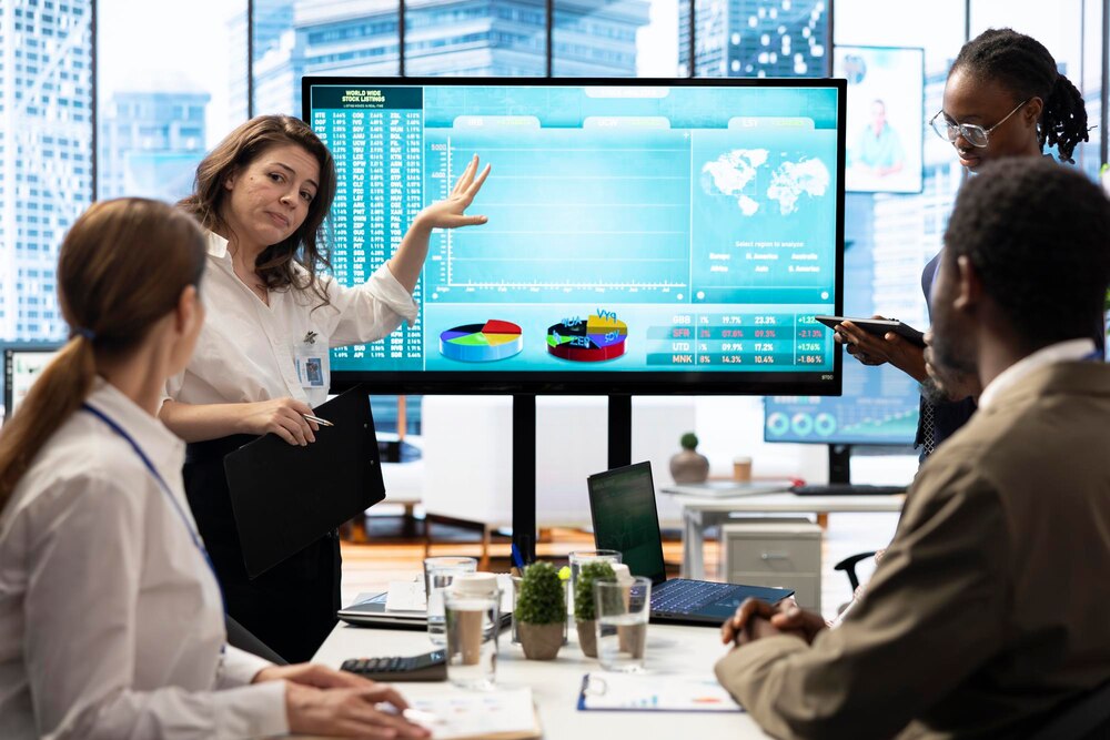 Lead Scoring Eficiente: A Arte de Qualificar Leads para Aumentar Vendas B2B Lead Scoring Eficiente: A Arte de Qualificar Leads para Aumentar Vendas B2B