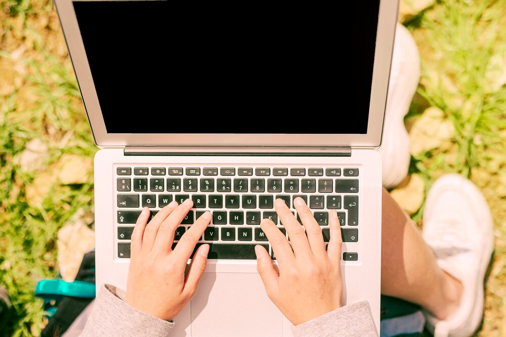 Email de Prospecção Eficiente: Modelo e Estratégias para Maximizar Respostas Email de Prospecção Eficiente: Modelo e Estratégias para Maximizar Respostas