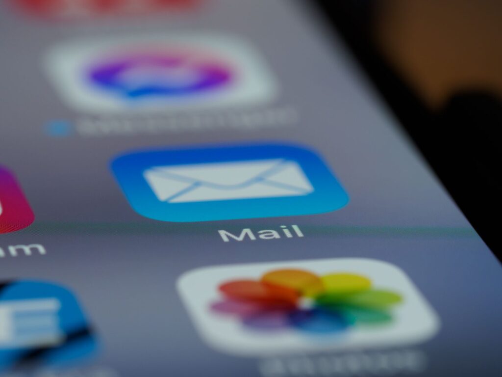 Automação de E-mails para Prospecção: Escalando com Personalização Eficiente Automayyo de E mails para Prospecyyo Escalando com Personalizayyo Eficiente1 - Automação de E-mails para Prospecção: Escalando com Personalização Eficiente