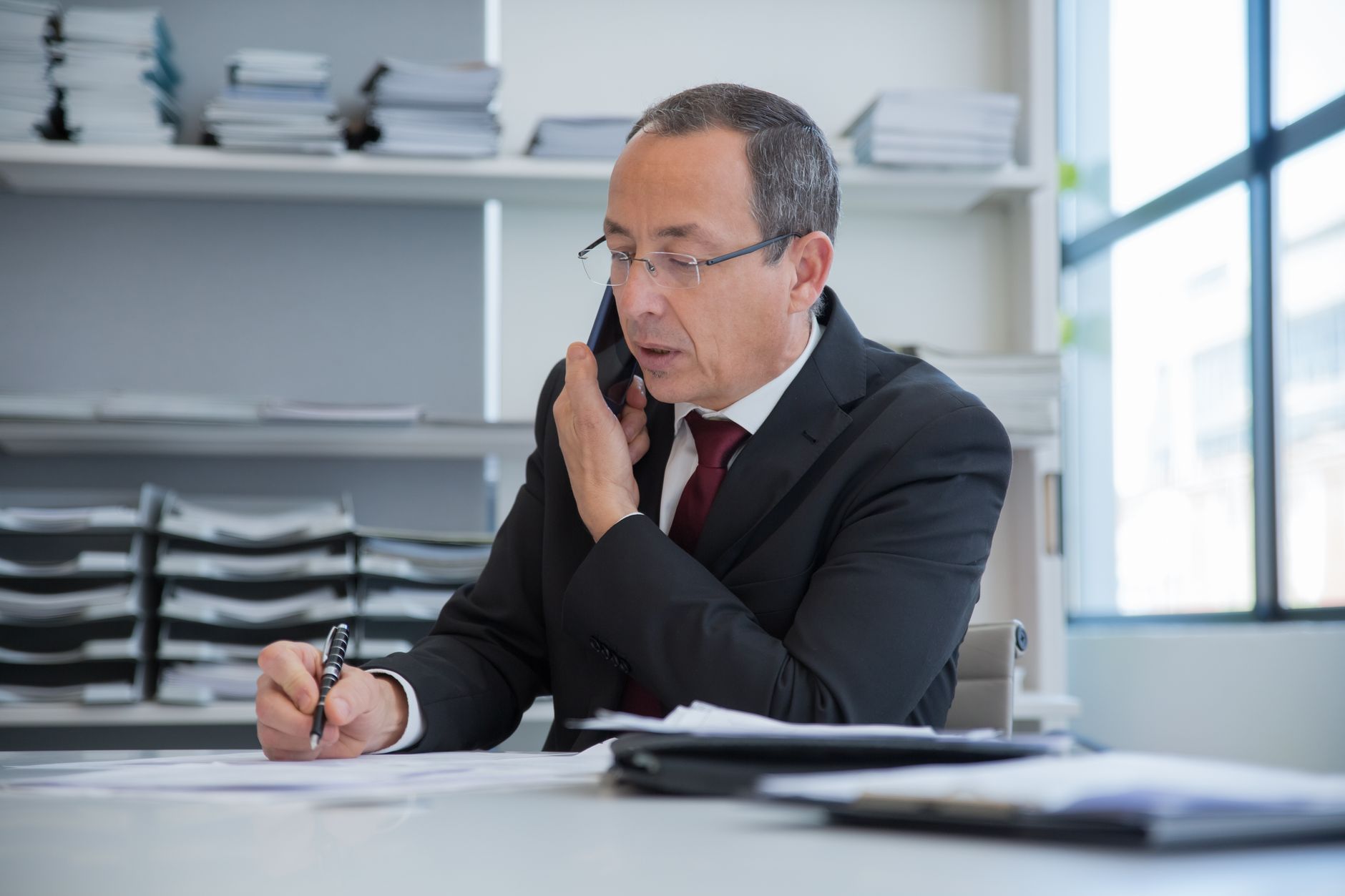 Maximize Suas Vendas B2B: Técnicas Eficazes de Cold Call para Aumentar a Conversão Técnicas de cold call para aumentar sua taxa de conversão em vendas B2B